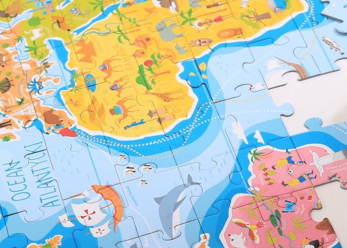 puzzlowa mapa świata